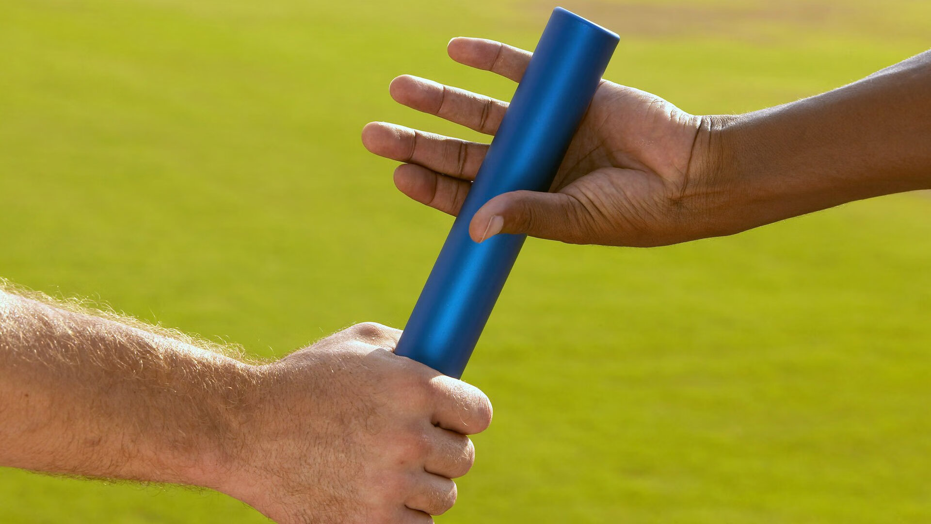 赛道与球场,当F1年度争冠焦点战遇上掘金绝杀雄鹿