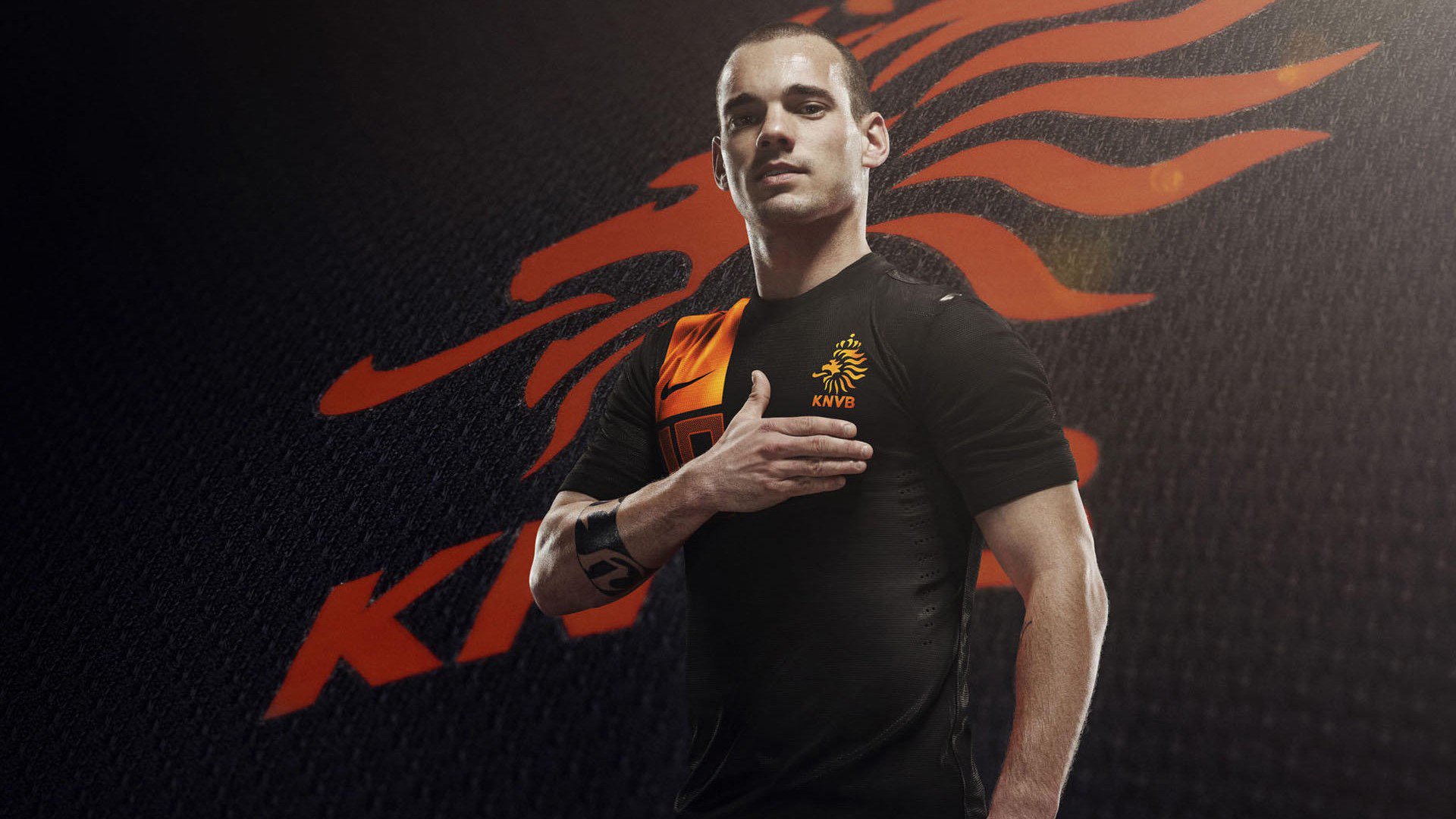 赛道与绿茵场,当F1争冠战火遇上勒沃库森狂胜